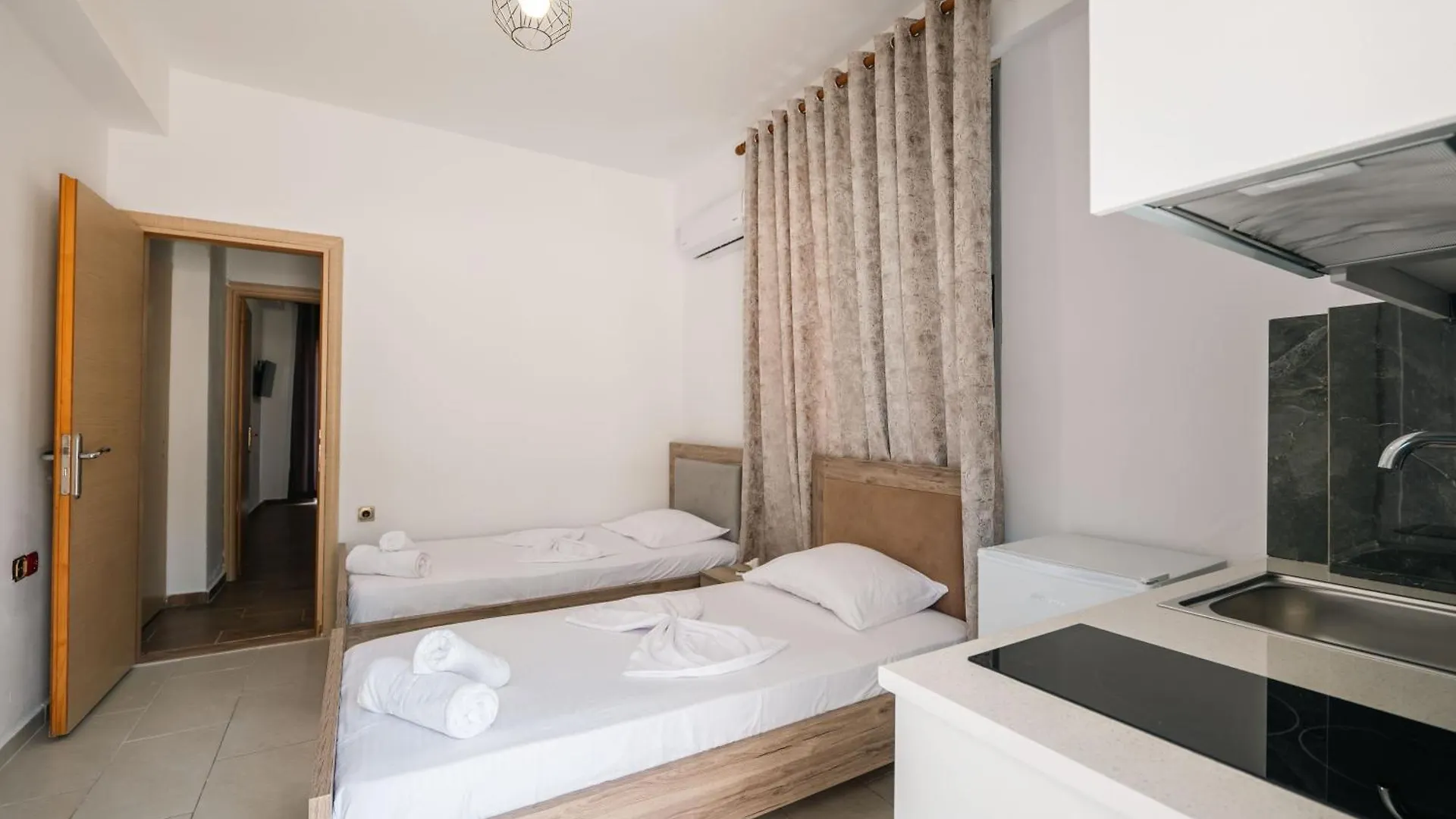 Bekim Apartments ساراندا