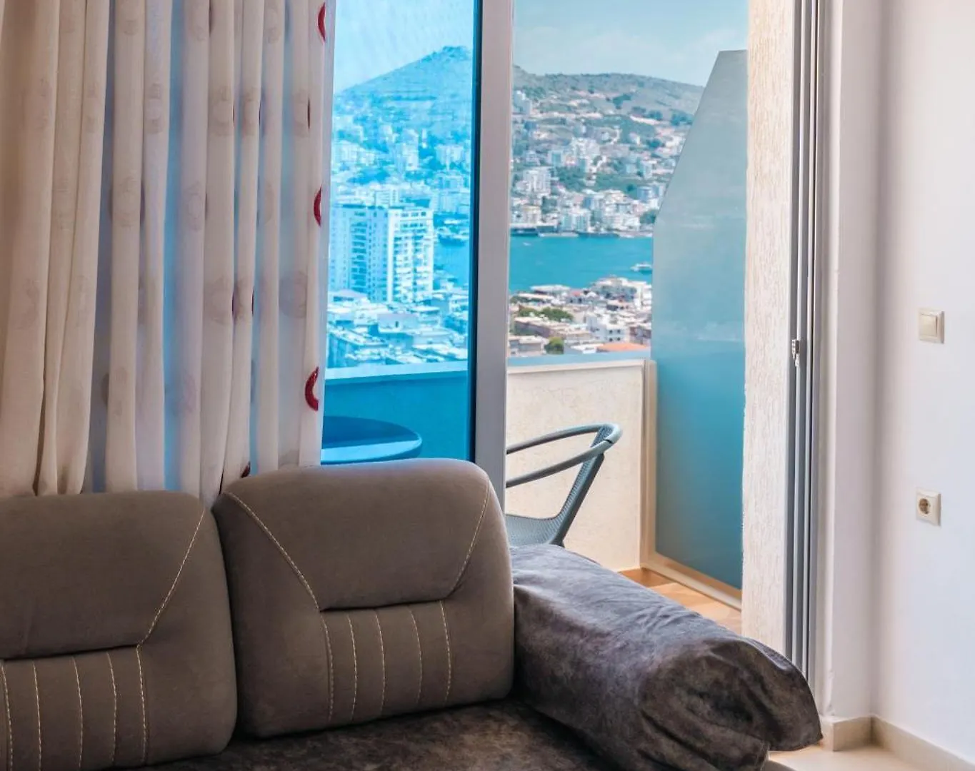 Bekim Apartments ساراندا